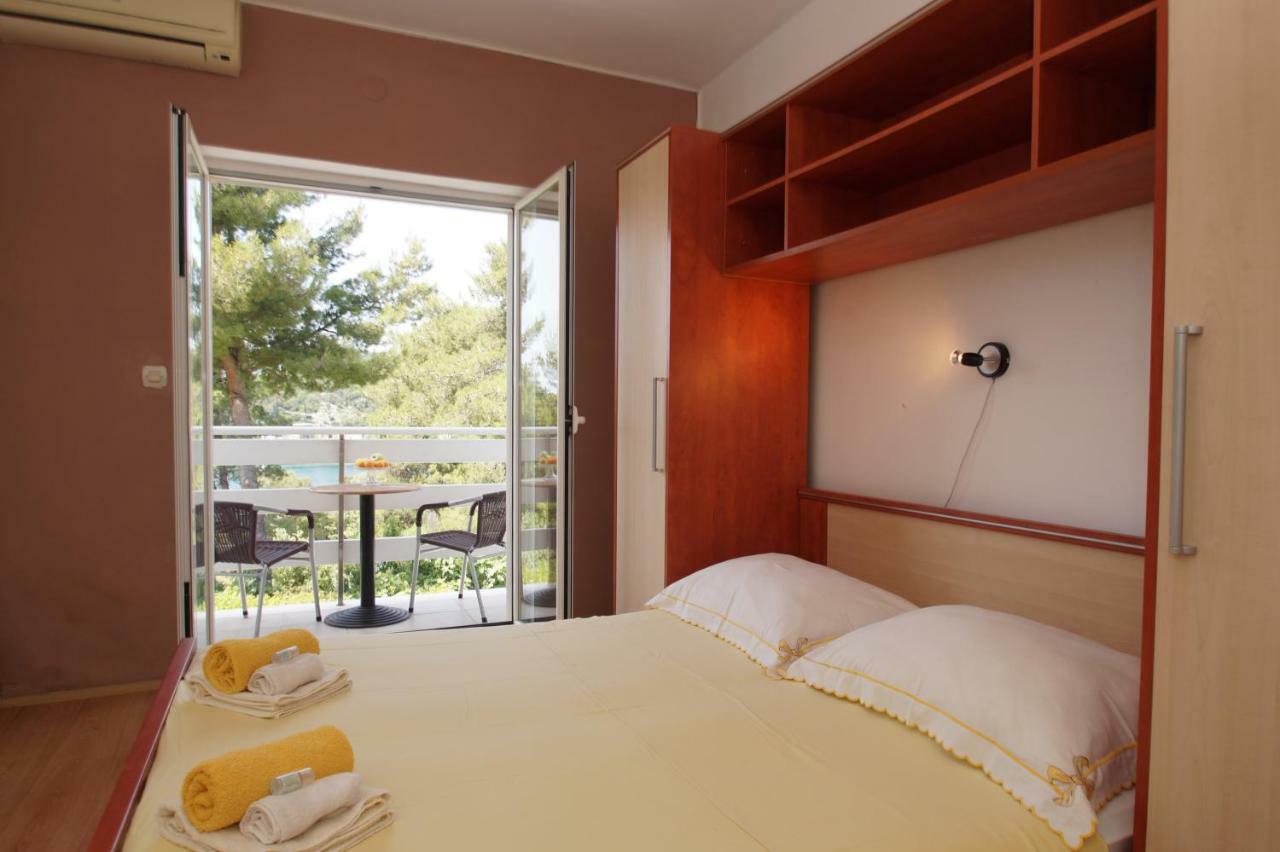 Vita Apartments Zrnovo Ngoại thất bức ảnh