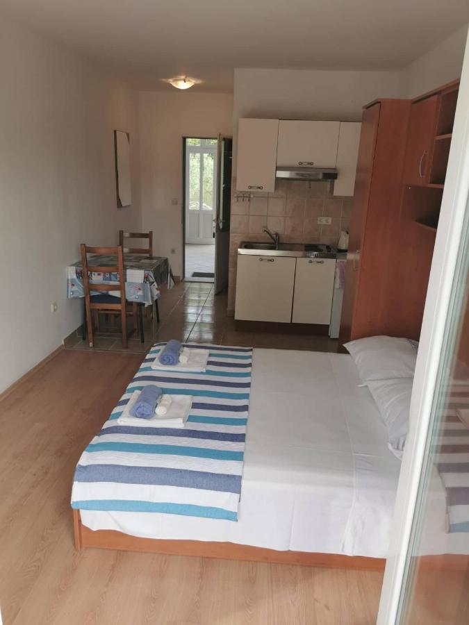 Vita Apartments Zrnovo Ngoại thất bức ảnh